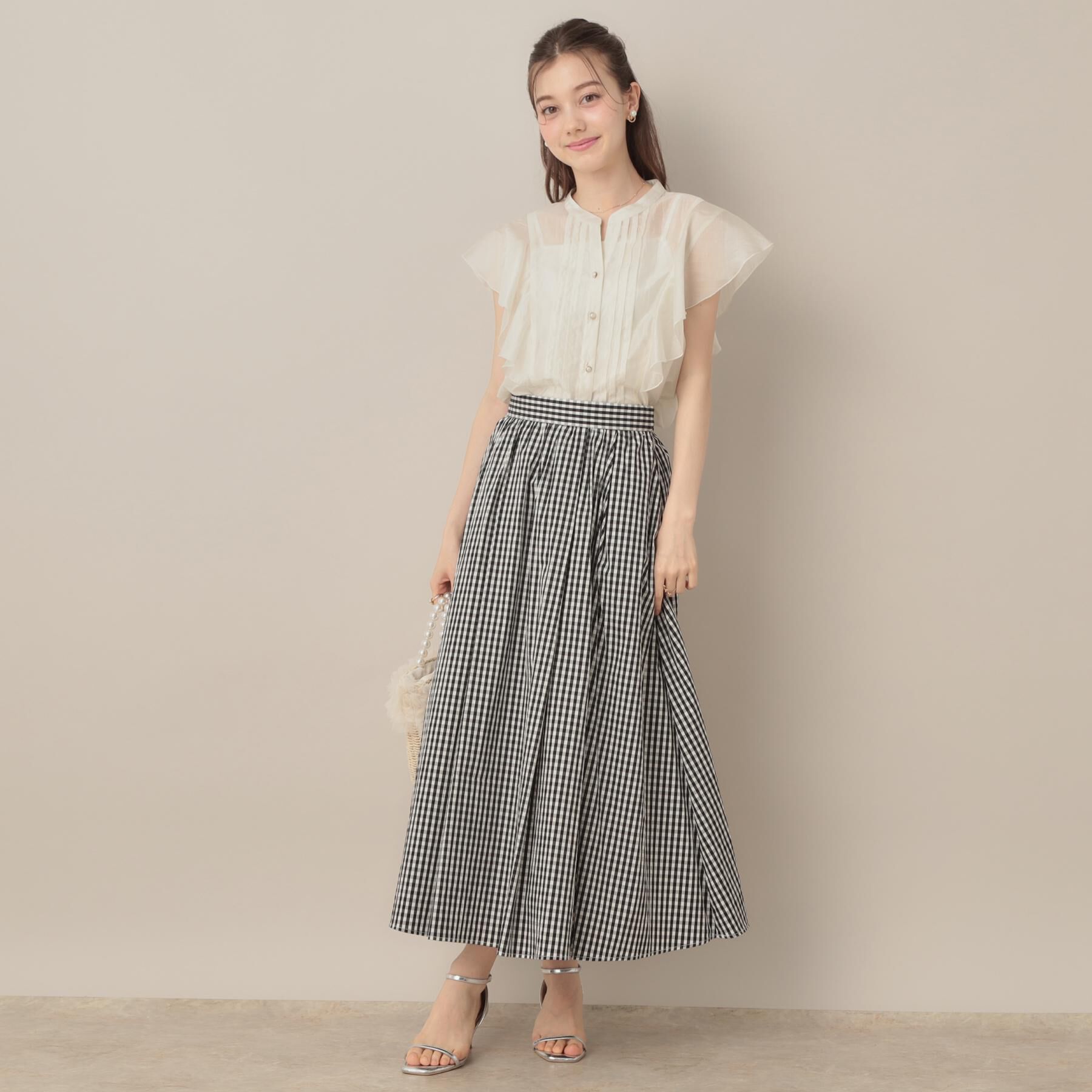 Couture broach「【洗える・オシャレな透け感】タックデザインフレア袖シアーブラウス」|シャツ・ブラウス|