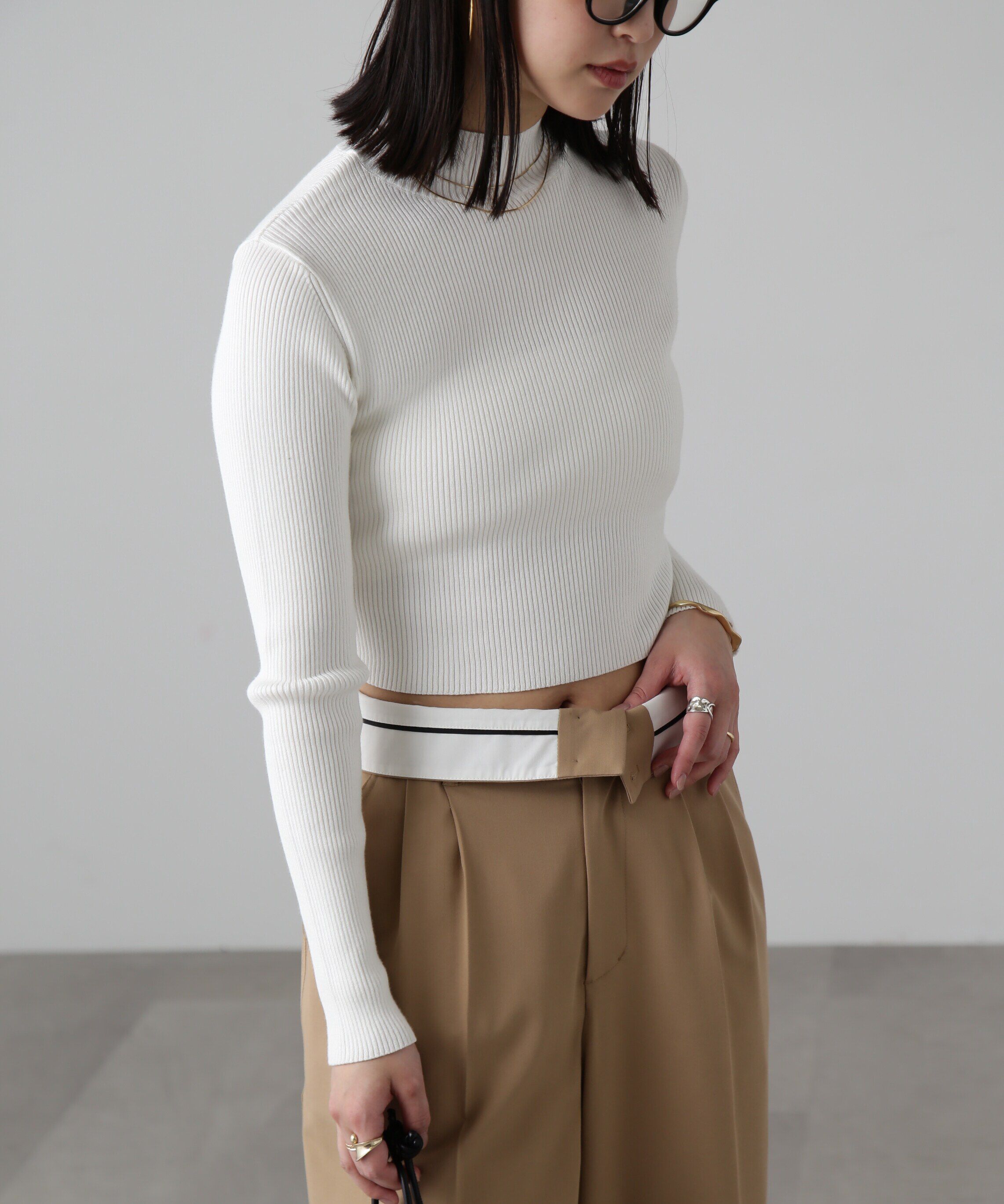  「ハイネックショート丈リブニット」|ニット・セーター|