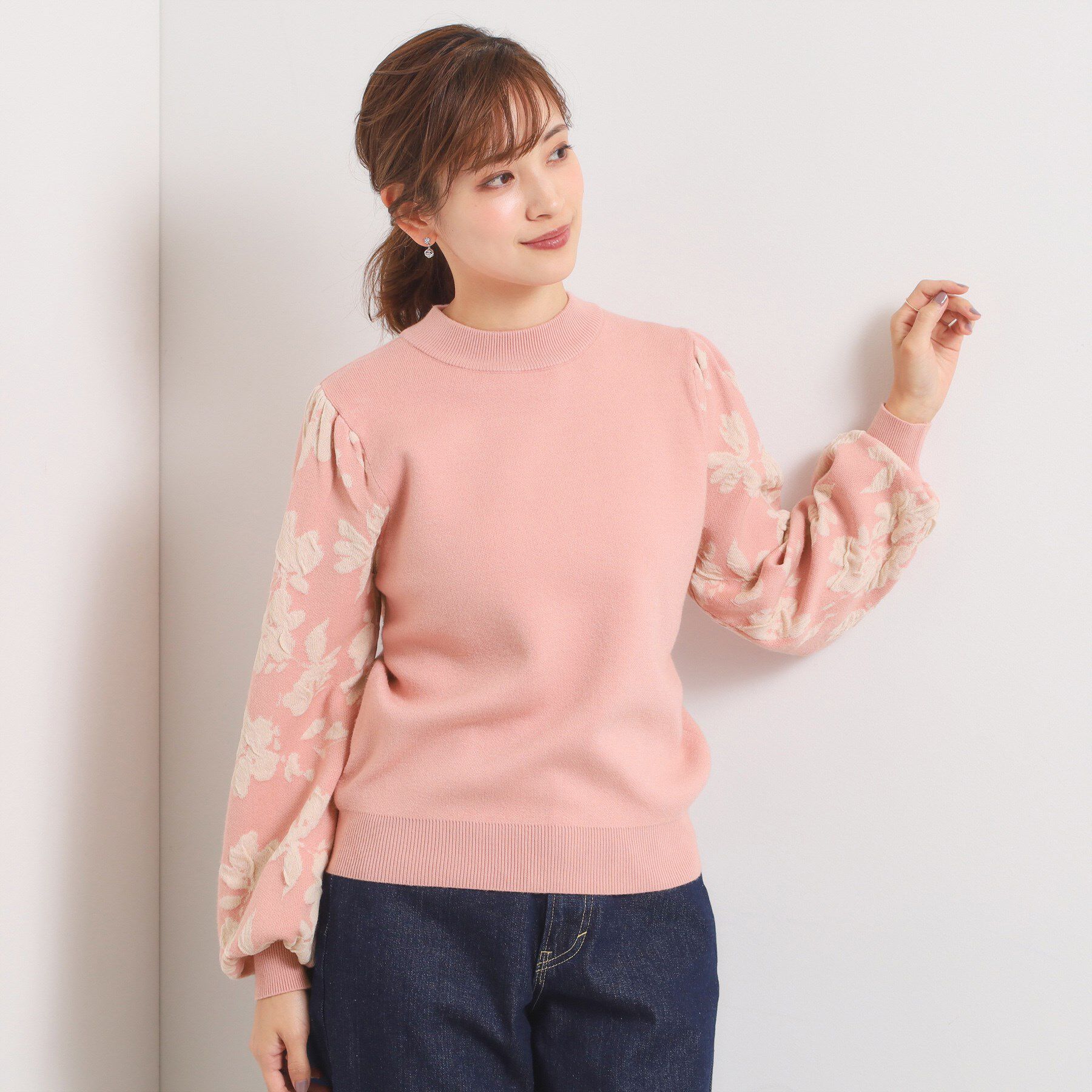 ITS&rsquo;DEMO「【手洗い可】花柄ジャカード袖ニット」|ニット・セーター|ピンク(071)
