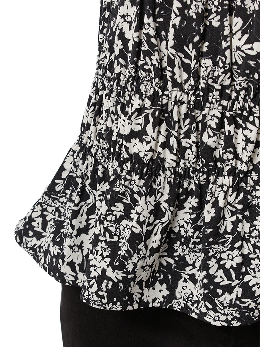 Mila Owen「ラッフルシャーリングギャザートップス」|Tシャツ・カットソー|