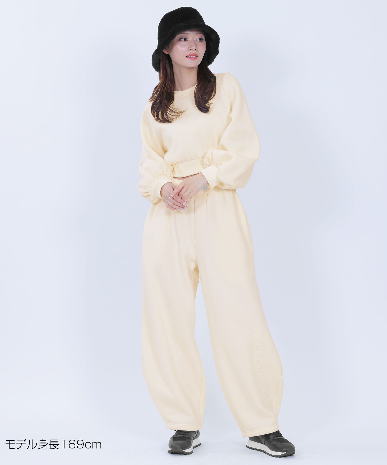 MARY QUANT「エンボス刺繍 プルオーバー」|スウェット・ジャージ|