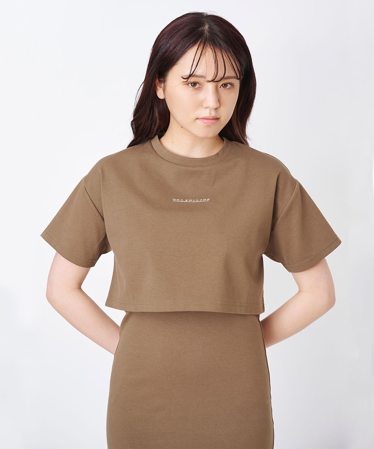 Samantha Vega「「VOLATILITY」ロゴショートTシャツ」|その他|グレージュ