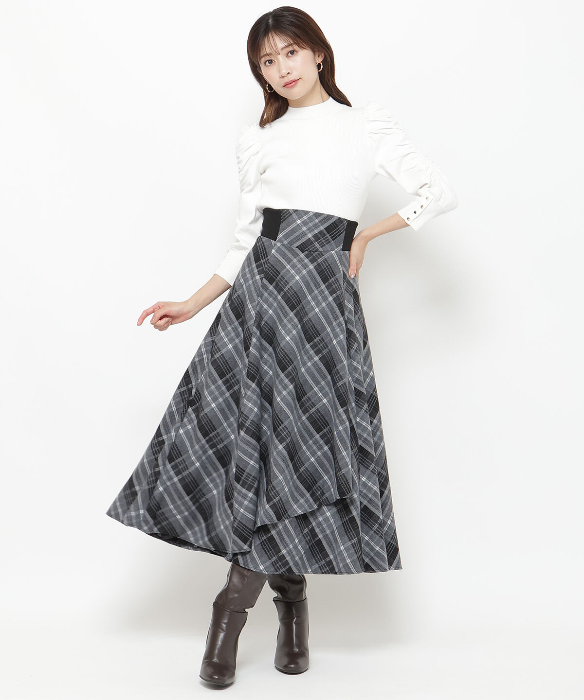 アンドクチュール「サイドリブチェックアシメスカート」|フレア|