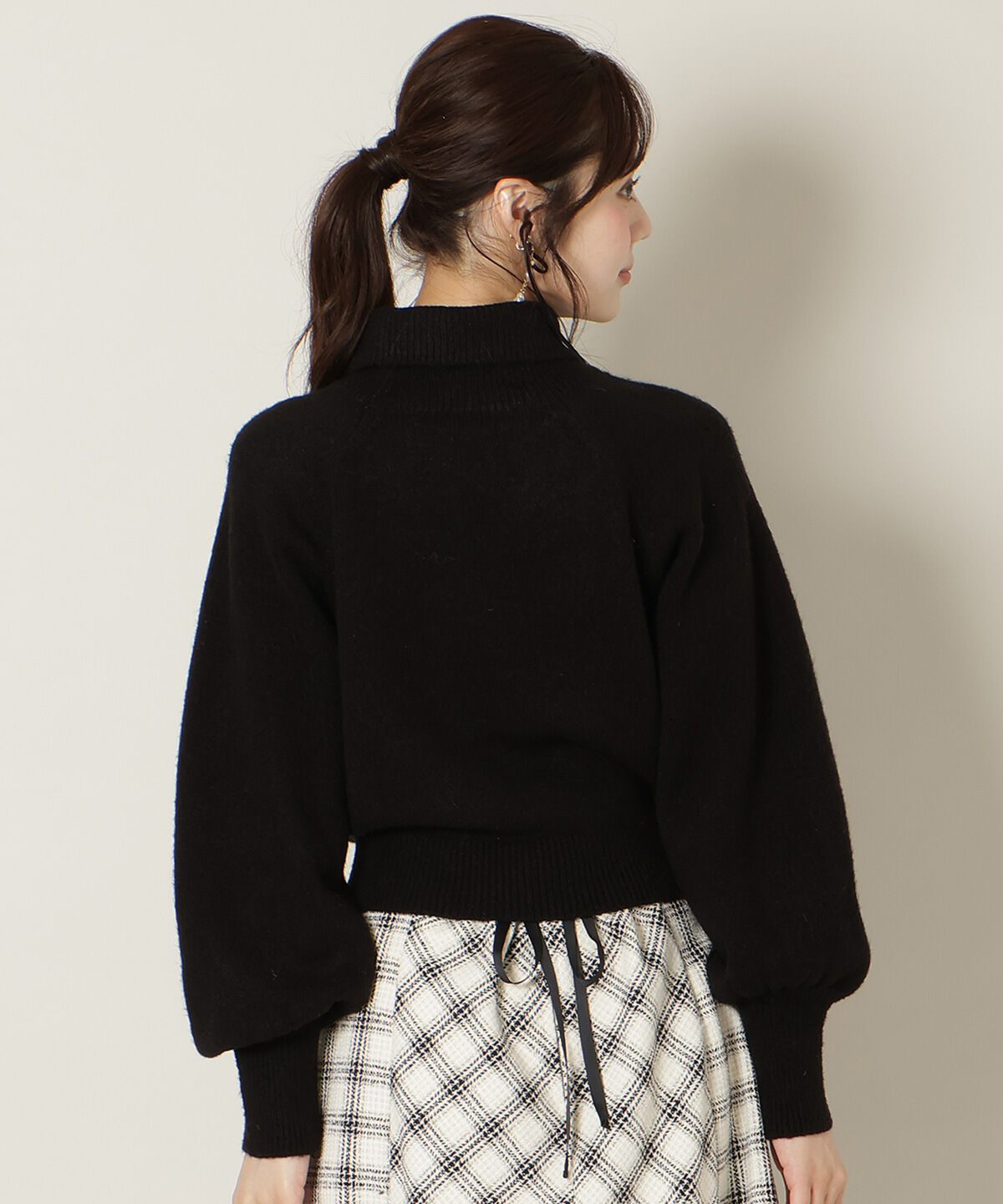 WILLSELECTION「ビジューハイネックニットプルオーバー」|ニット・セーター|