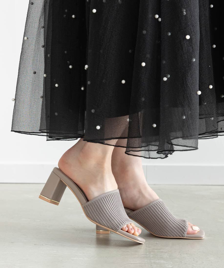  「【SUSTAINABLE】アシンメトリーニットミュールサンダル」|パンプス|