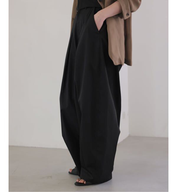 SLOBE IENA「《接触冷感/WEB限定/追加2予約》ライトチノタックカーブトラウザー」|チノ|