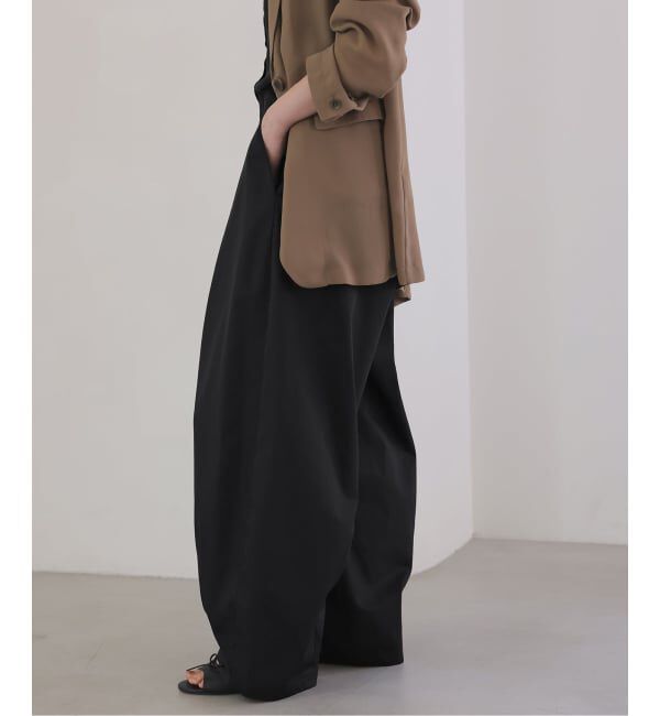 SLOBE IENA「《接触冷感/WEB限定/追加2予約》ライトチノタックカーブトラウザー」|チノ|