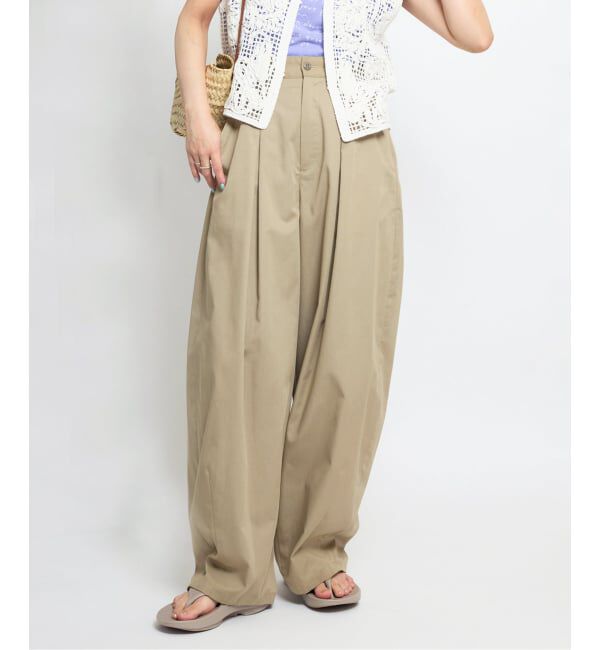 SLOBE IENA「《接触冷感/WEB限定/追加2予約》ライトチノタックカーブトラウザー」|チノ|