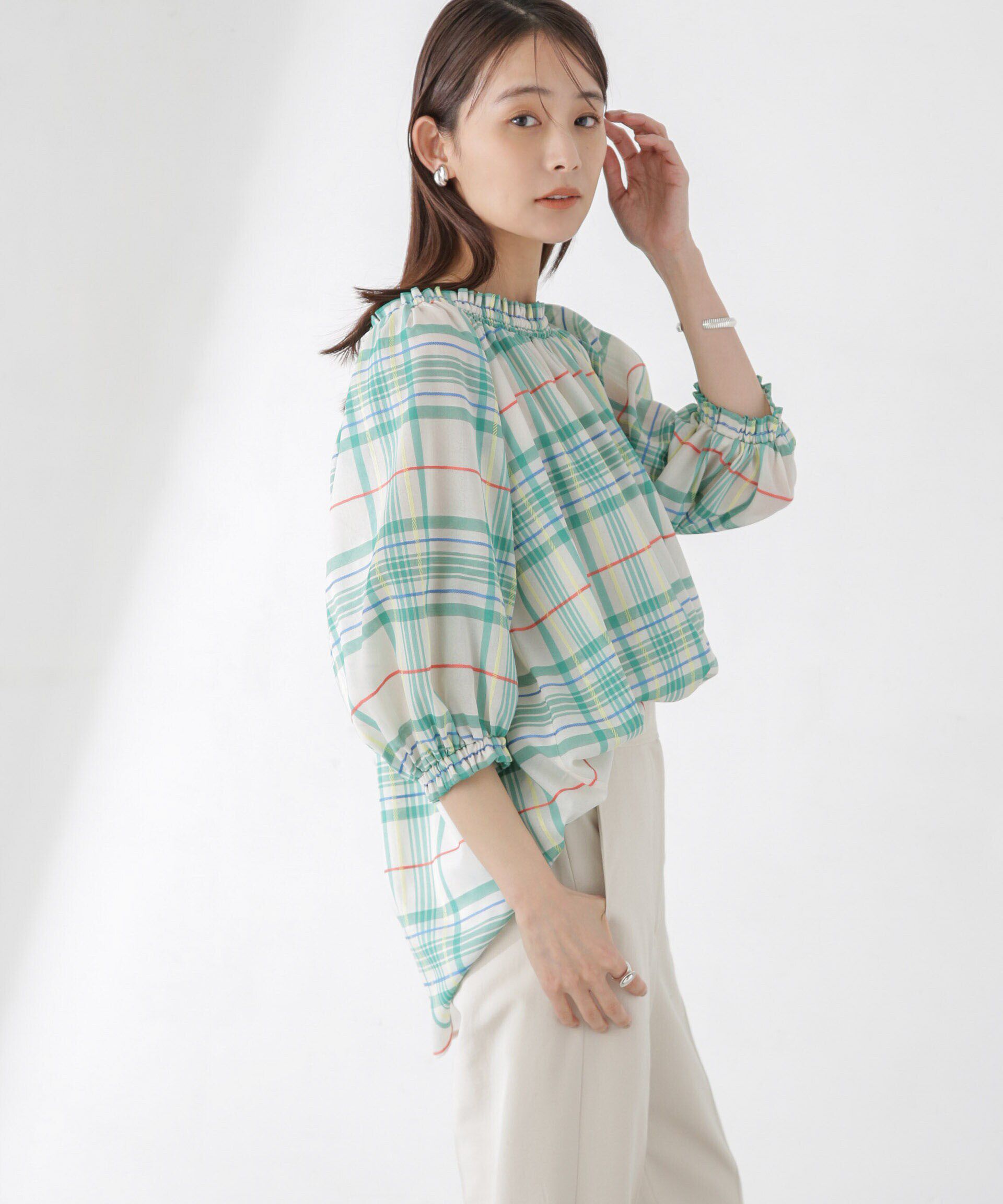 nano･universe「シアーチェックギャザー2wayブラウス」|シャツ・ブラウス|