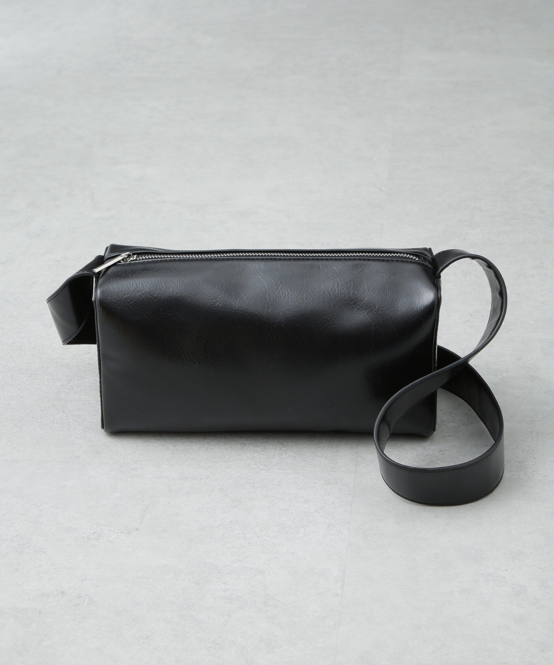 nano･universe「ワンショルダーボディーバッグ」|ショルダー・メッセンジャー|