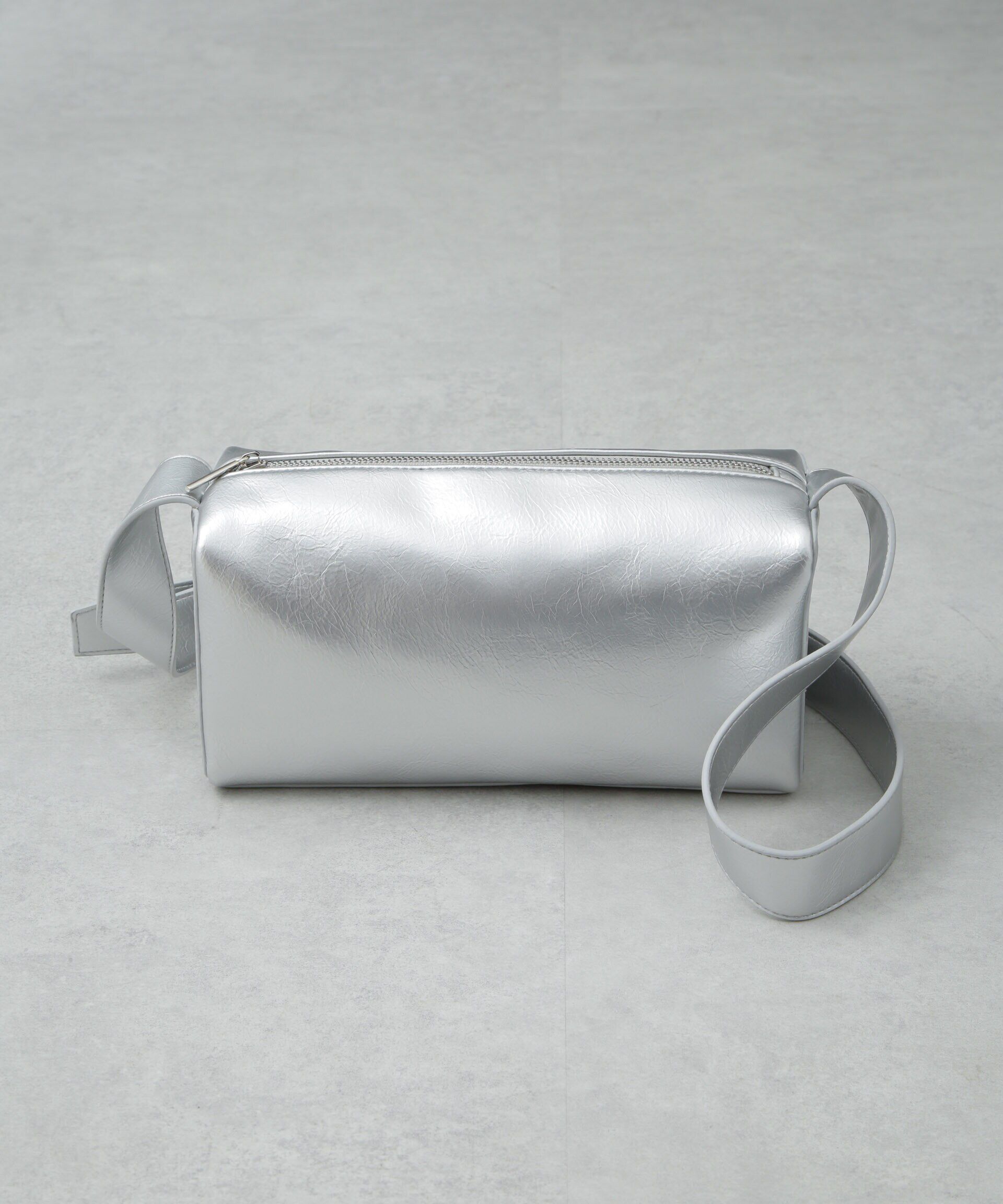 nano･universe「ワンショルダーボディーバッグ」|ショルダー・メッセンジャー|