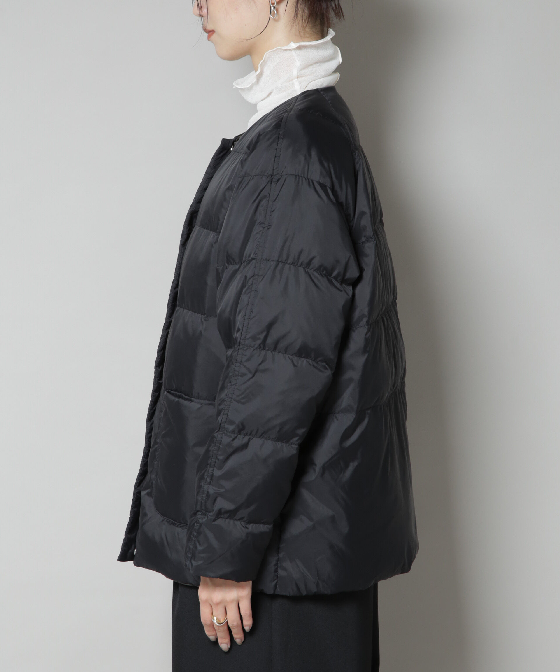 nano･universe「撥水加工ライトダウン リバーシブルノーカラージャケット」|ダウン|