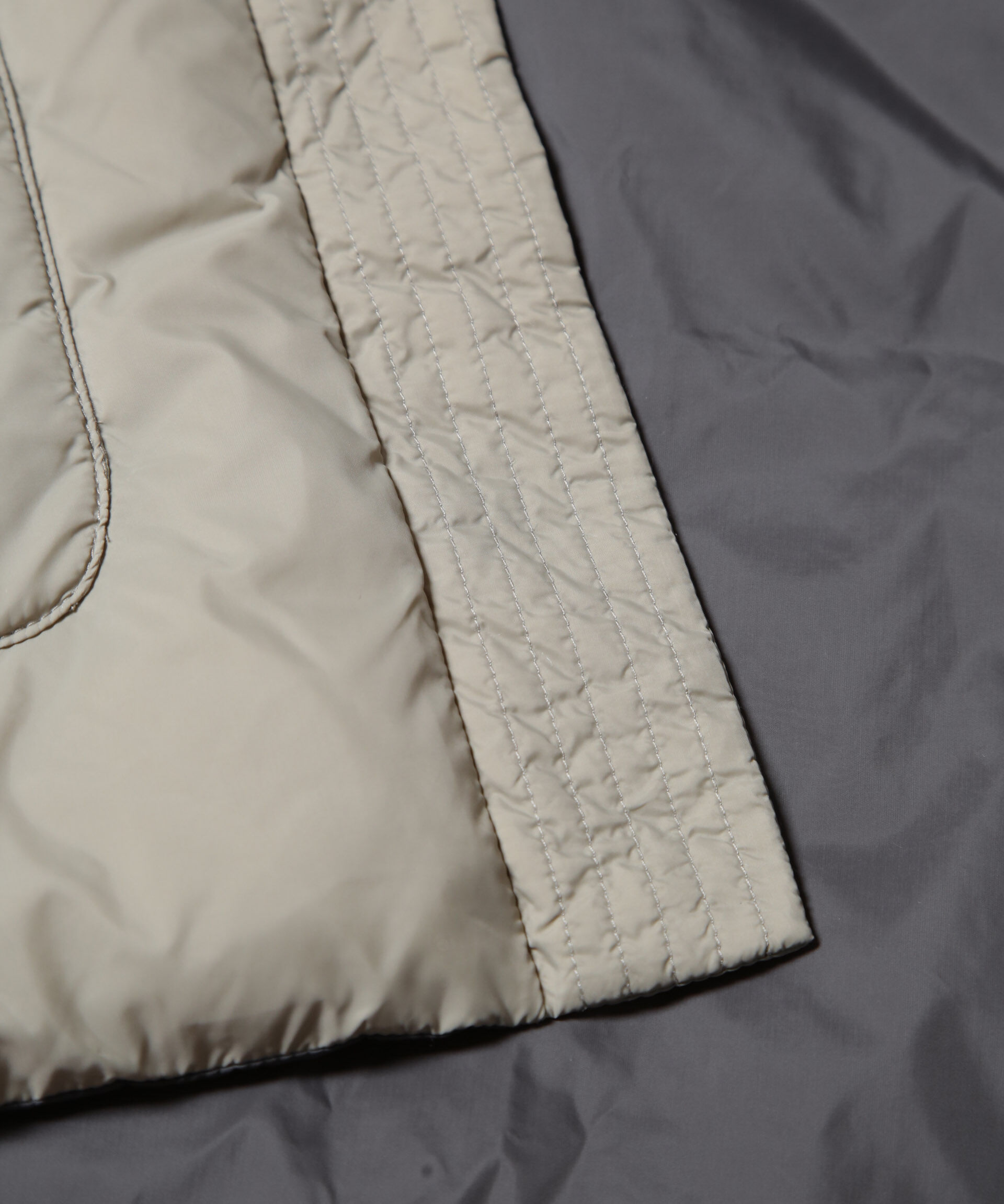 nano･universe「撥水加工ライトダウン リバーシブルノーカラージャケット」|ダウン|