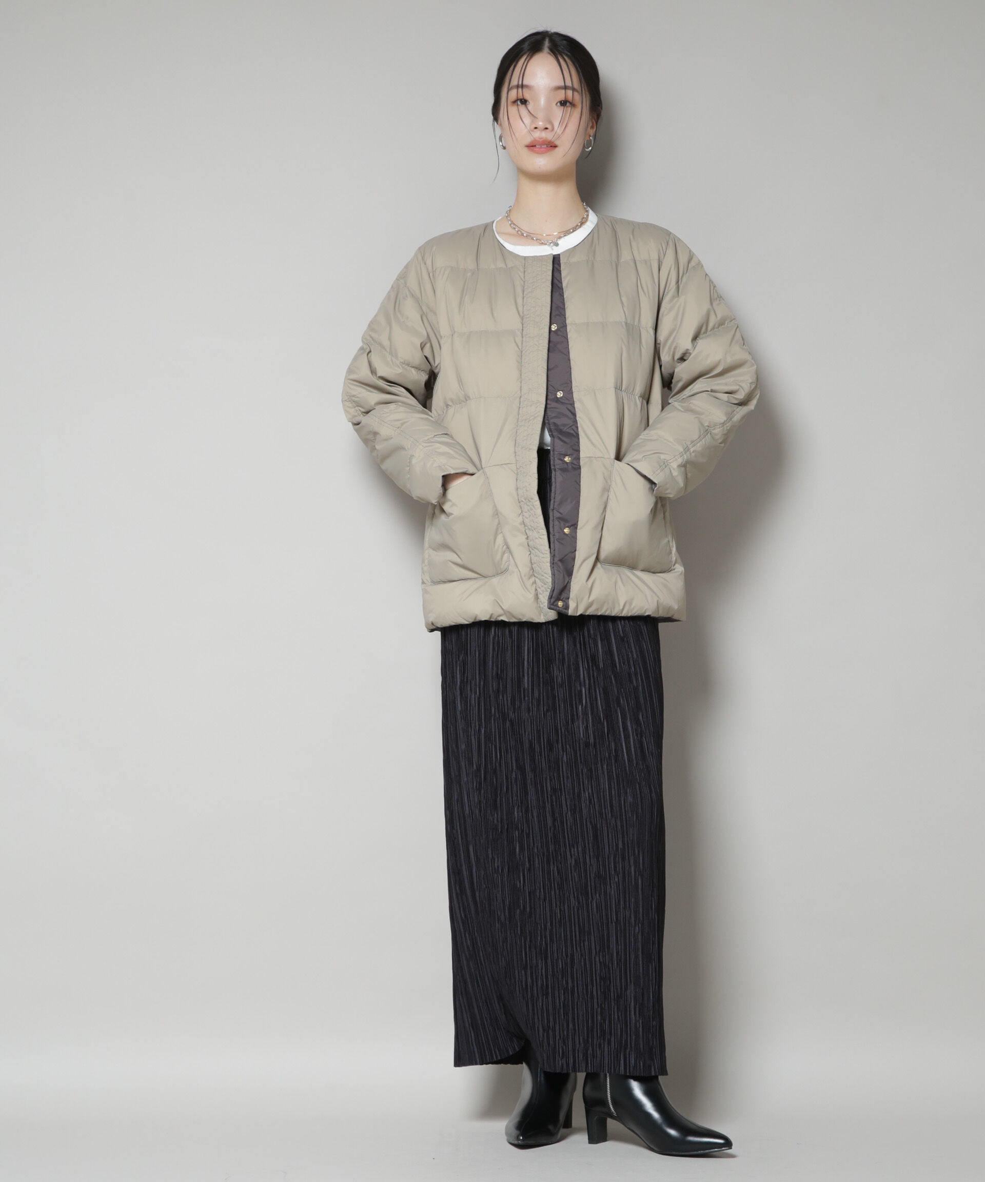 nano･universe「撥水加工ライトダウン リバーシブルノーカラージャケット」|ダウン|