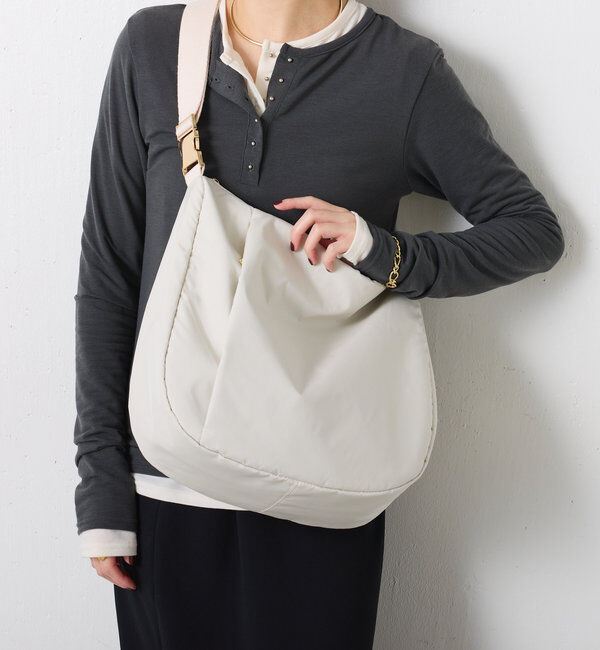  「【軽量320g！ショルダー長さ調整可/A4対応】ナイロンテープショルダーバッグ」|ショルダー・メッセンジャー|