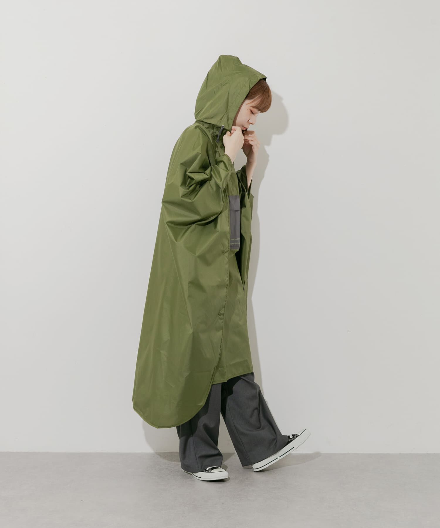 SMELLY「Wpc.　ユニセックス バイカラーパッカブルポンチョ」|ポンチョ・ケープ|