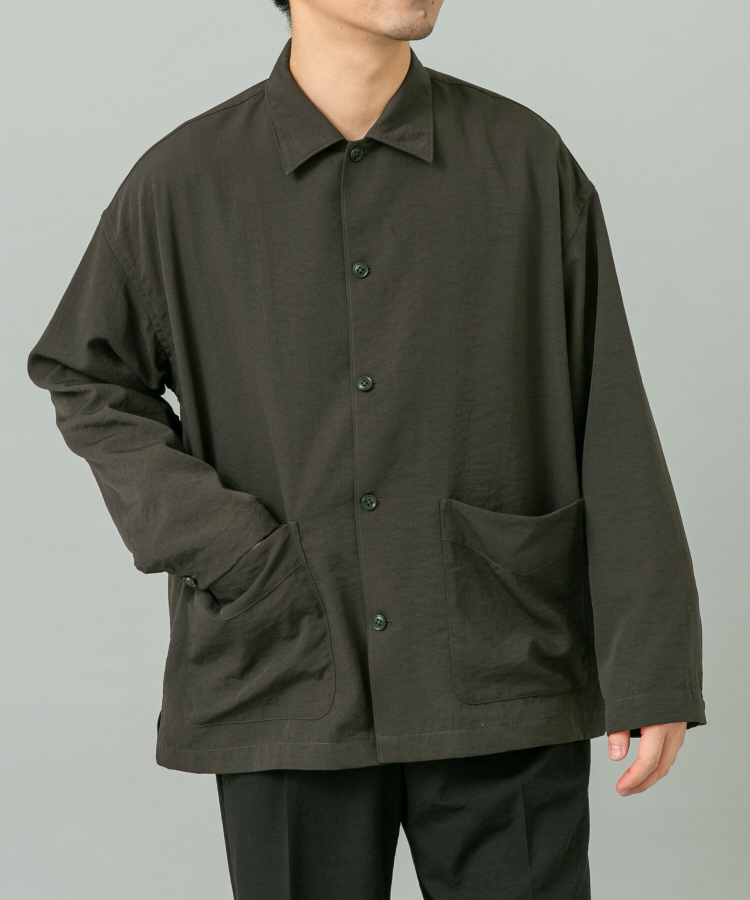 URBAN RESEARCH ROSSO「『セットアップ対応』ドライイージーシャツジャケット」|ノーカラーコート|チャコールグレー