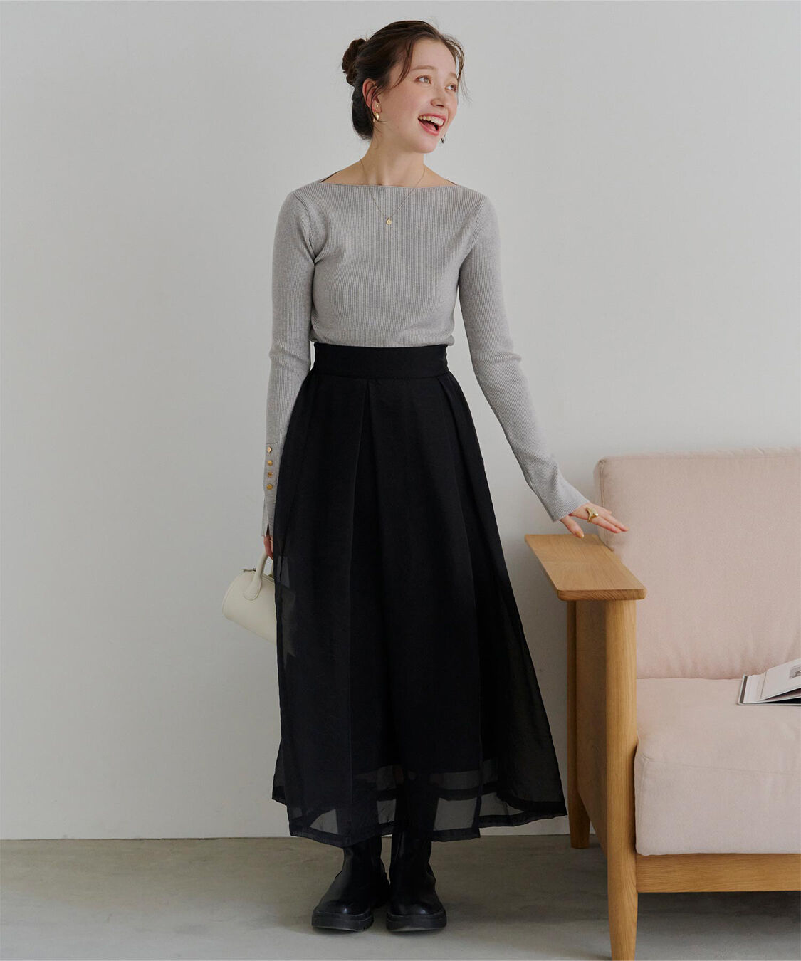 titivate「ボートネックゴールド釦デザインニット」|ニット・セーター|