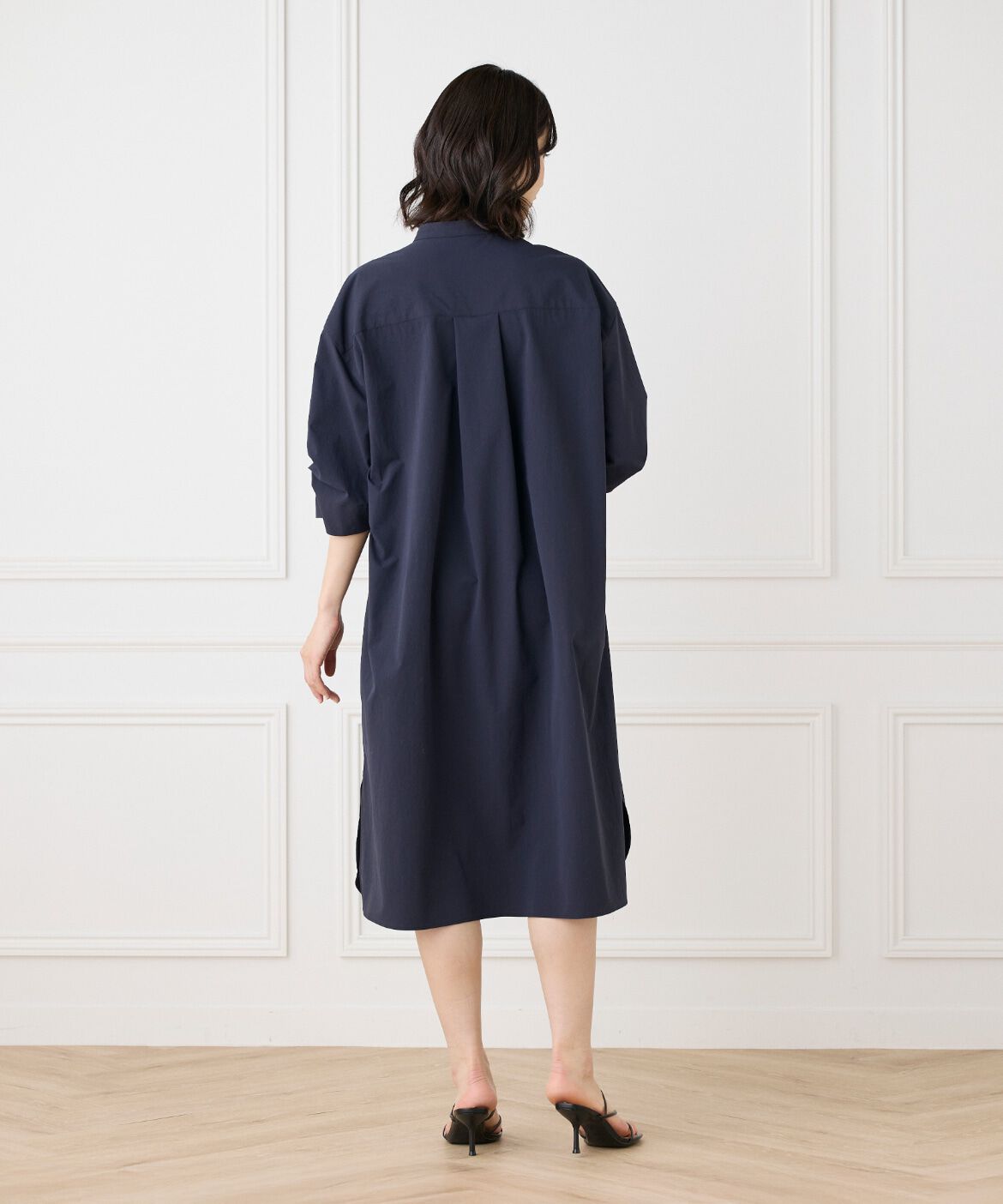 DAY by DAY it&rsquo;s international「バンドカラーツイストスリーブワンピース」|ワンピース|