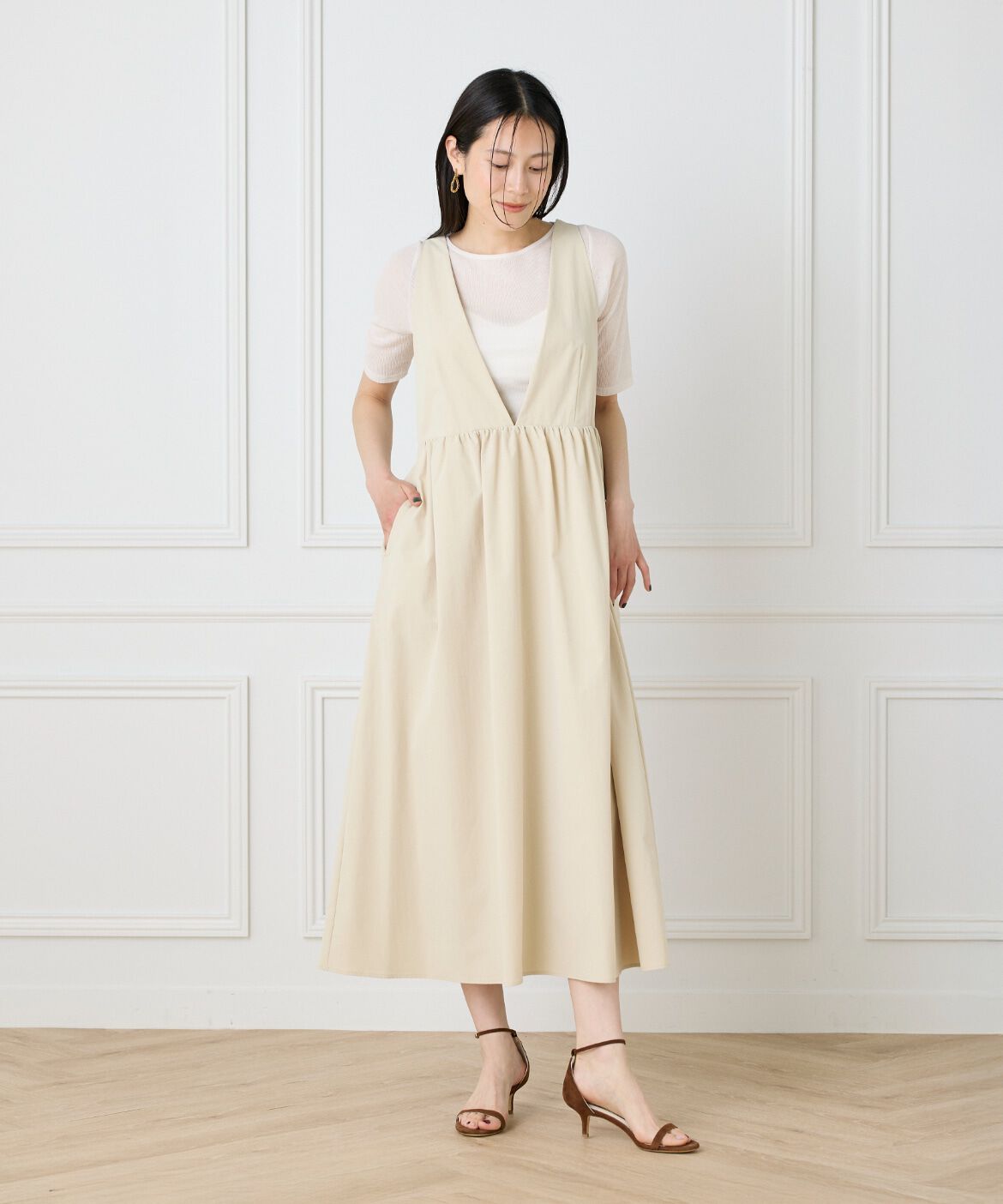 DAY by DAY it&rsquo;s international「Vラインワンピース」|ワンピース|