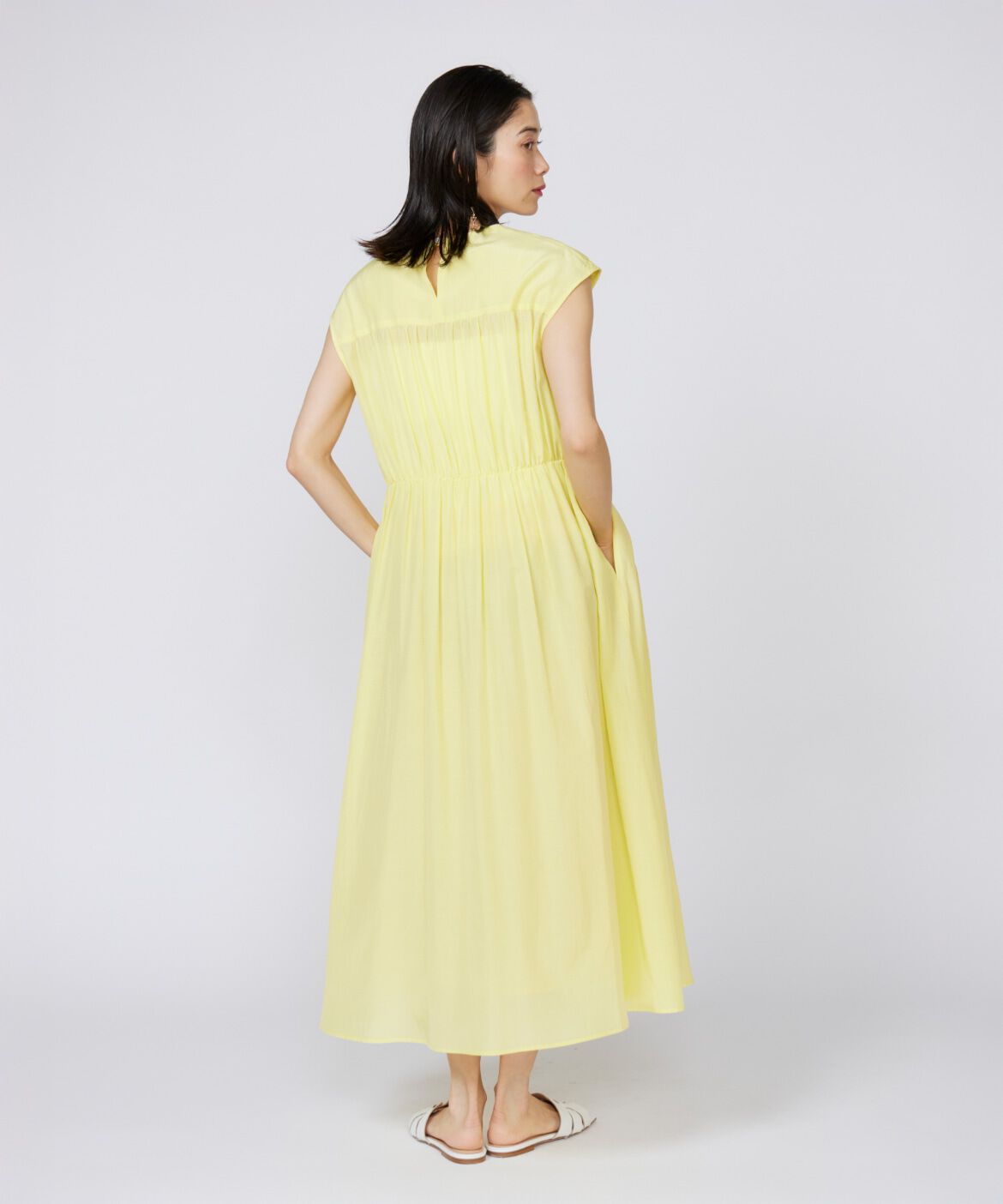 INED「《大きいサイズ》タックワンピース」|ワンピース|