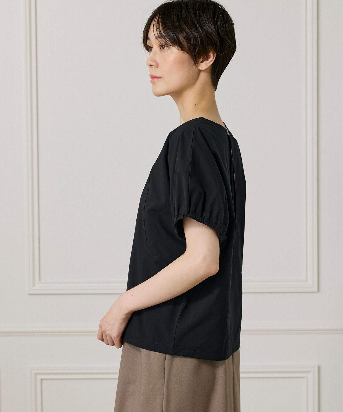 DAY by DAY it&rsquo;s international「キャザースリーブブラウス《撥水加工》」|Tシャツ・カットソー|ブラック