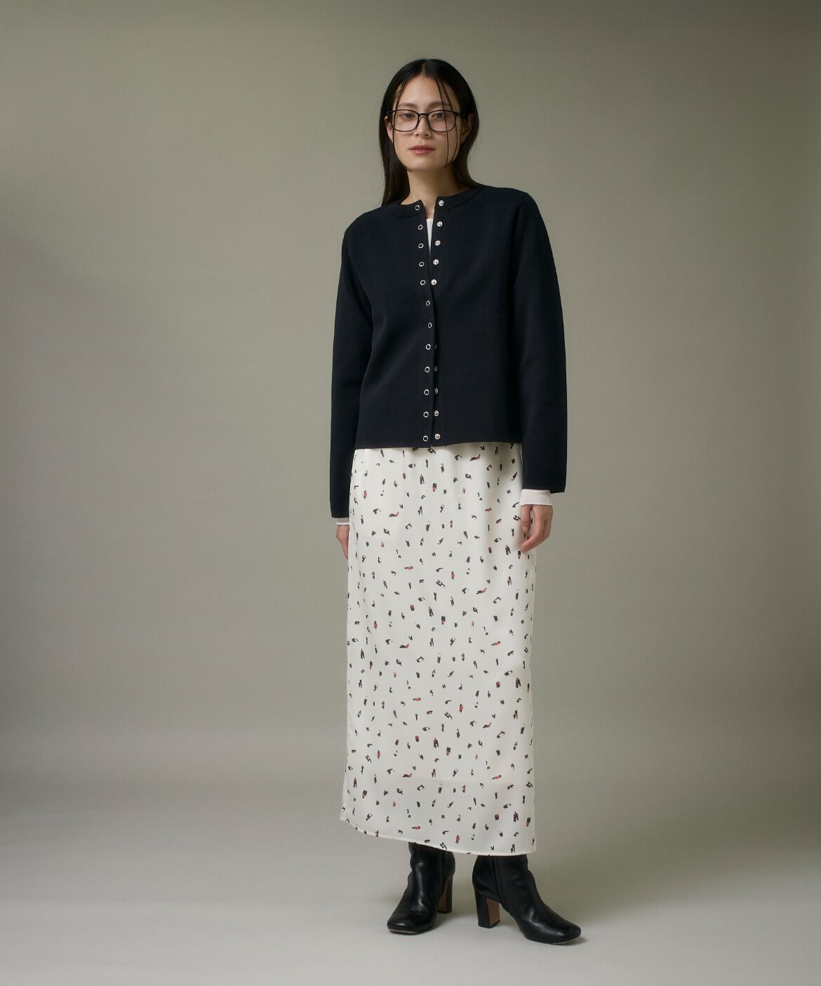 DAY by DAY it&rsquo;s international「ドットボタンニットカーディガン」|カーディガン|