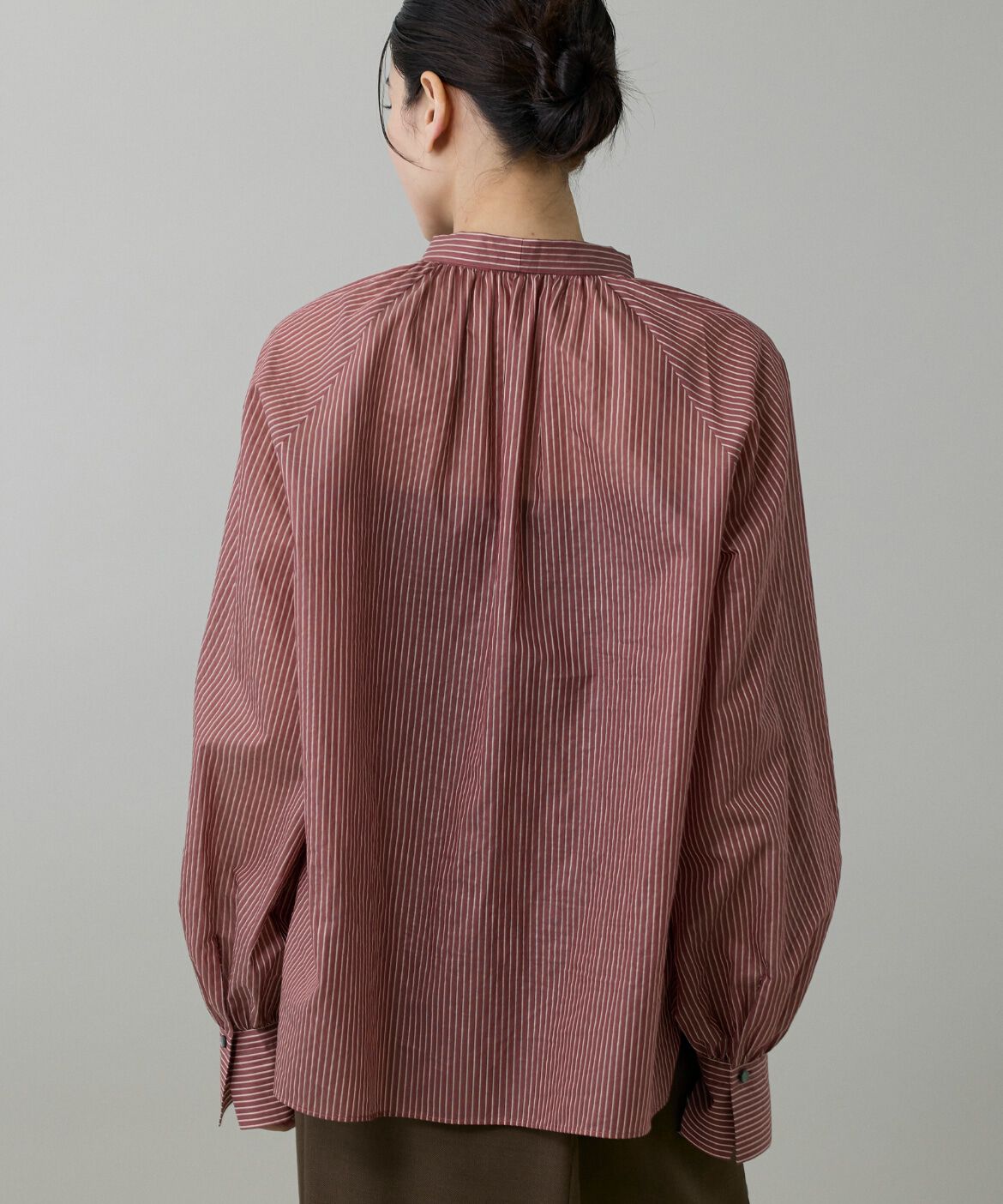 INED「《大きいサイズ》シャドーボーダーボウタイブラウス」|シャツ・ブラウス|