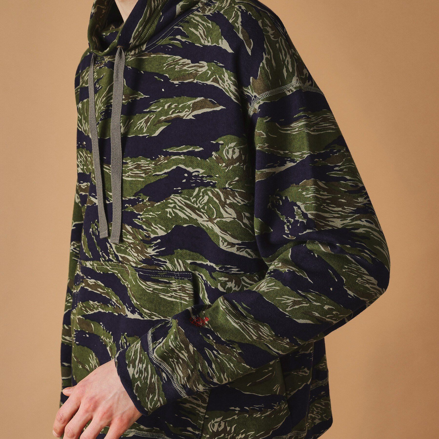 40CARATS&525「【Sサイズ～】迷彩プリントオフタートル」|Tシャツ・カットソー|