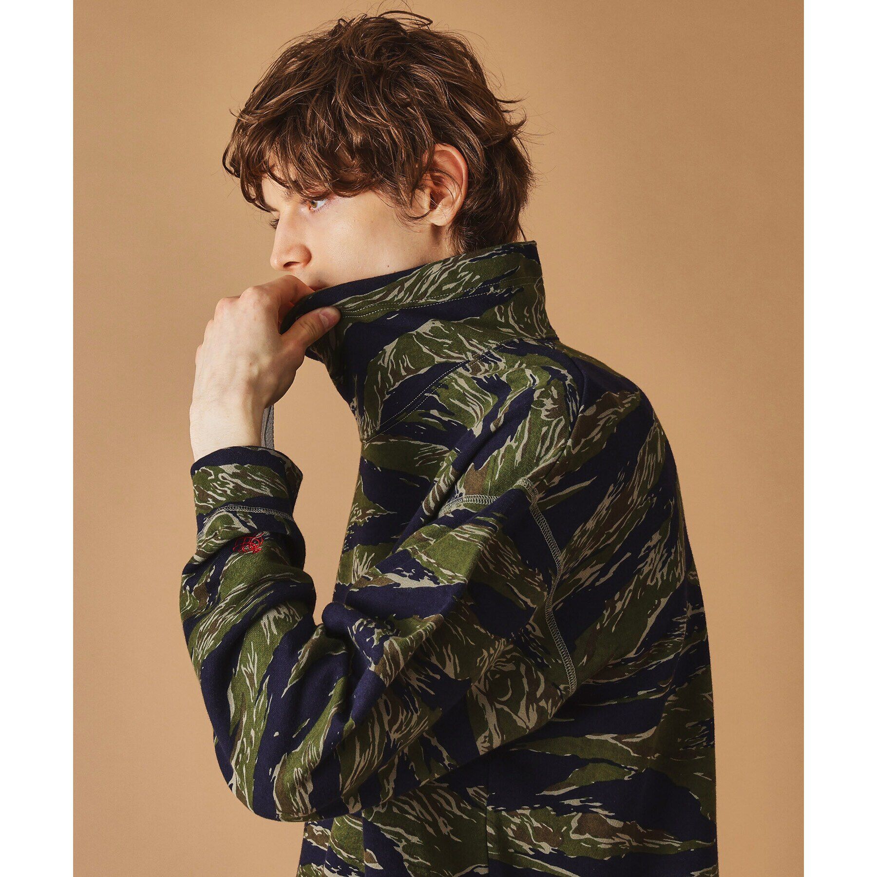 40CARATS&525「【Sサイズ～】迷彩プリントオフタートル」|Tシャツ・カットソー|