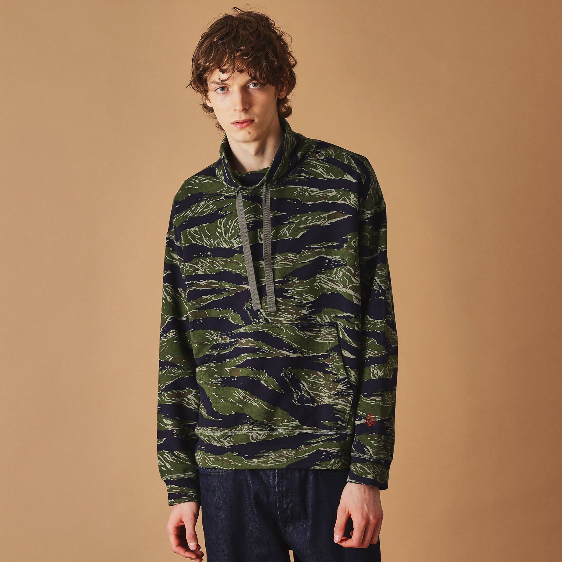 40CARATS&525「【Sサイズ～】迷彩プリントオフタートル」|Tシャツ・カットソー|カーキ(128)