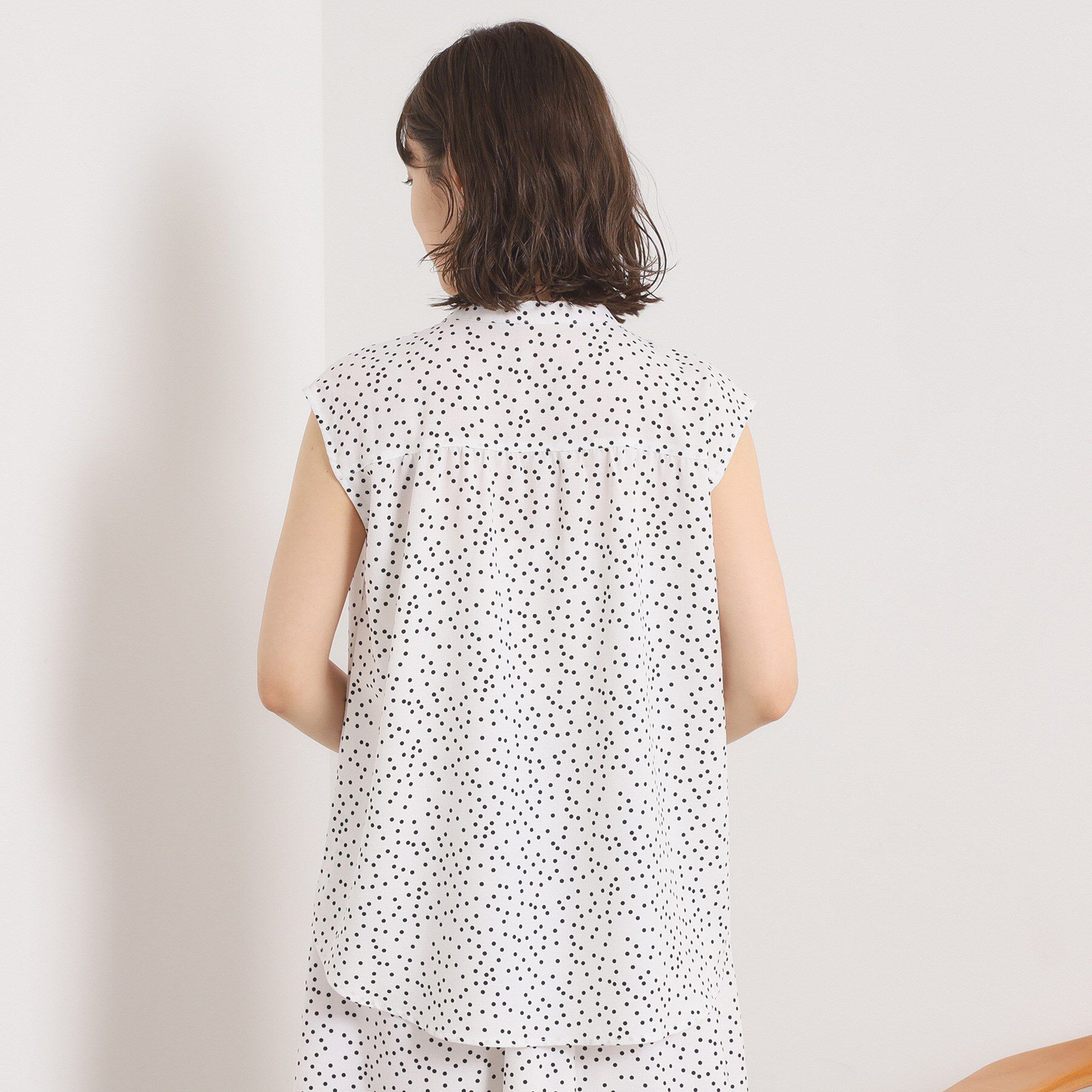 ITS&rsquo;DEMO「【UVカット／速乾／冷感／洗濯機OK／洗濯後しわになりにくい】麻調ストレッチ前開きブラウス＜ラク服シ」|シャツ・ブラウス|