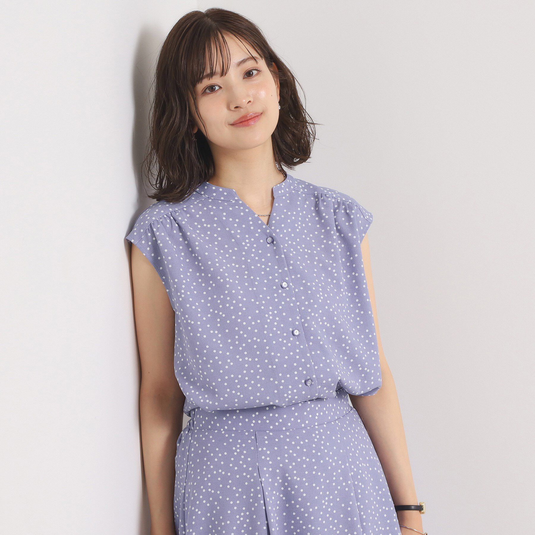 ITS&rsquo;DEMO「【UVカット／速乾／冷感／洗濯機OK／洗濯後しわになりにくい】麻調ストレッチ前開きブラウス＜ラク服シ」|シャツ・ブラウス|サックスブルー(19