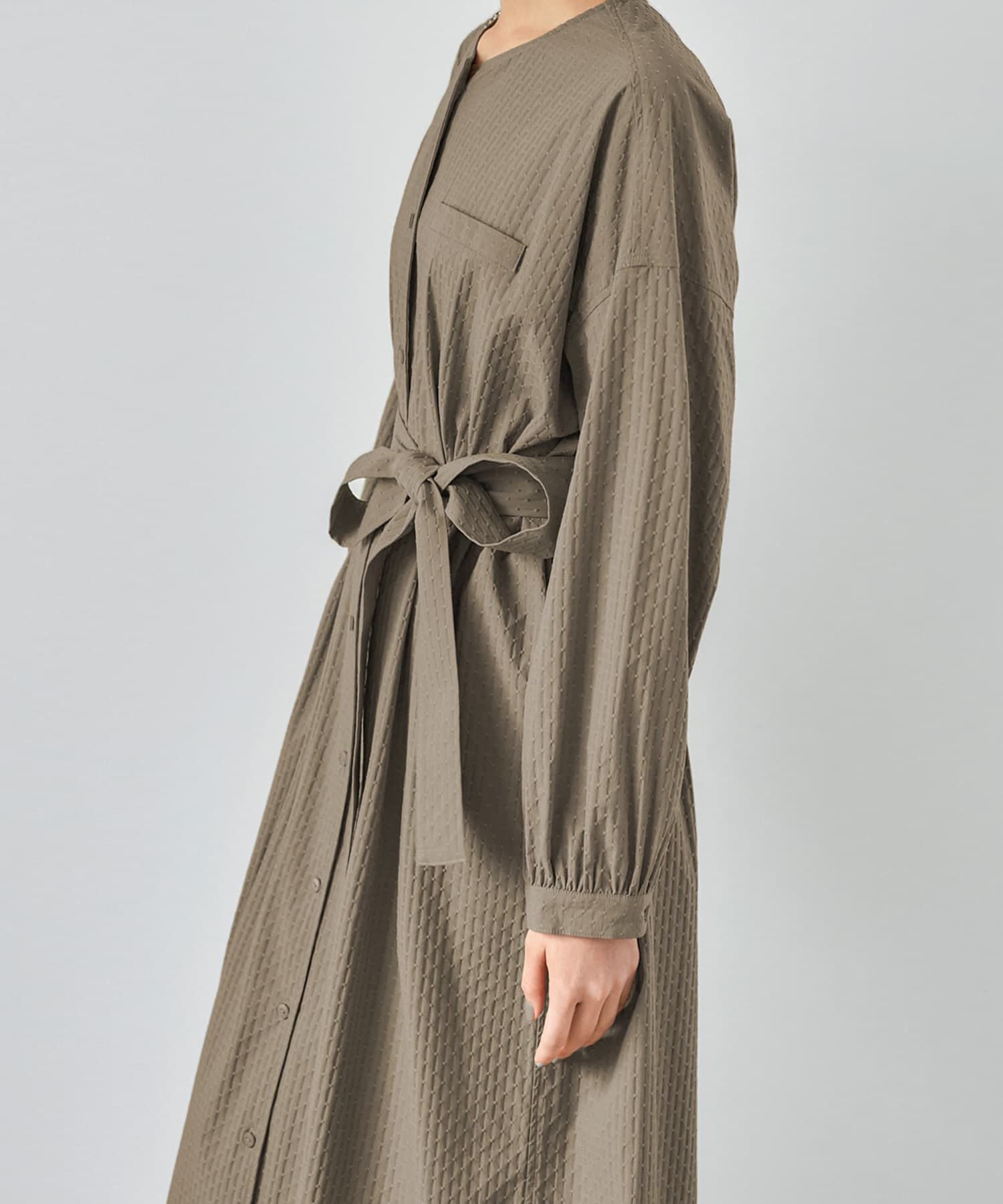 STYLE DELI「コートにもなるドビー織りドット柄ワンピース」|ワンピース|