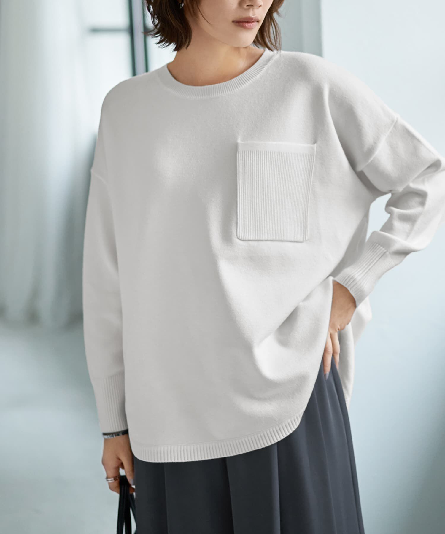 STYLE DELI「胸ポケット裾ラウンドニットトップス」|ニット・セーター|ホワイト