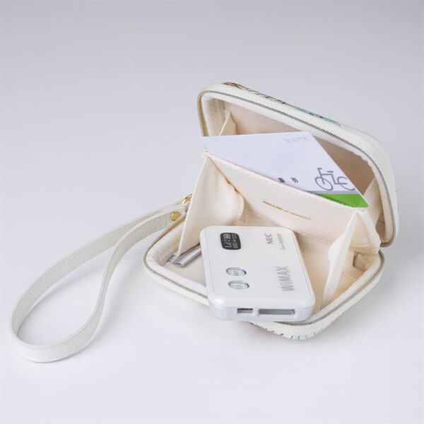 PAUL&JOE「モバイルポーチ／ポール＆ジョー・デジタルアクセサリー・ビジネス」|ポーチ|