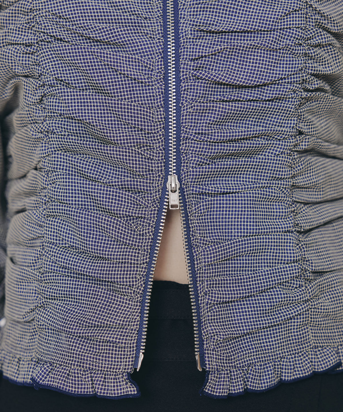 REDYAZEL「フロントZIPクロスギャザーブラウス」|シャツ・ブラウス|