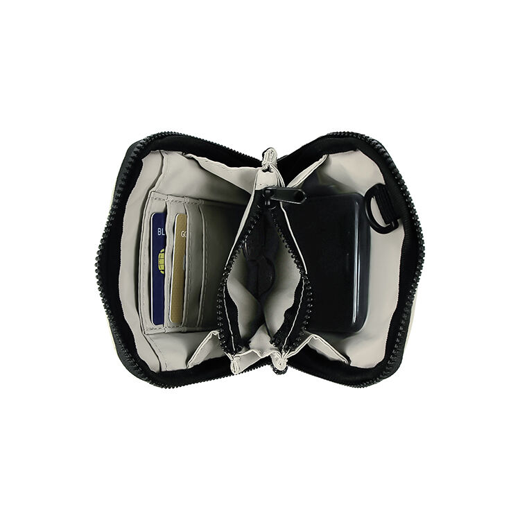 DELFONICS「インナーキャリング スタッド スマホバッグ」|モバイルケース|