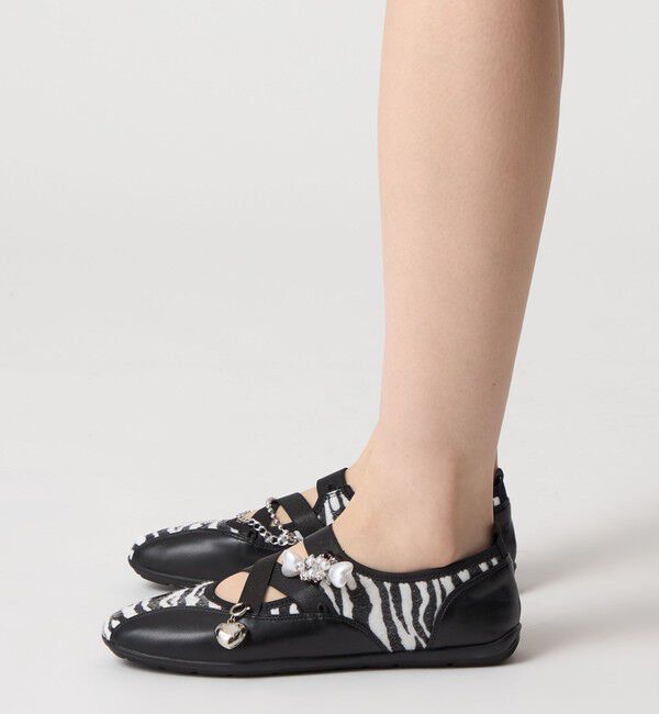 ODETTE E ODILE「＜SY＞ チャームバレエ フラット20&uarr;」|バレエシューズ|