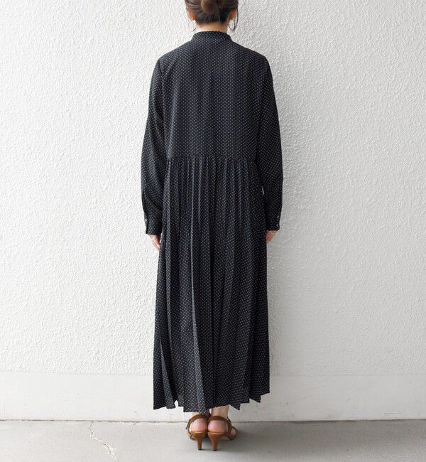 SHIPS any「《予約》SHIPS any:〈手洗い可能〉ドット バンドカラー プリーツ ロング ワンピース」|ワンピース|