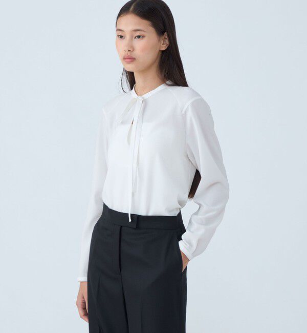 TOMORROWLAND collection「シャイニーピンヘッド ストレートパンツ」|スラックス|