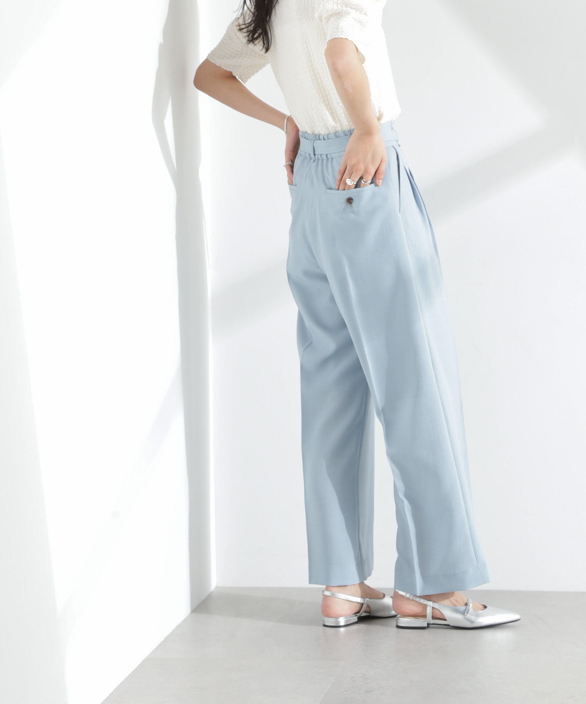 nano･universe「メランジドライ ベルト付きタックワイドパンツ(セットアップ可)」|チノ|