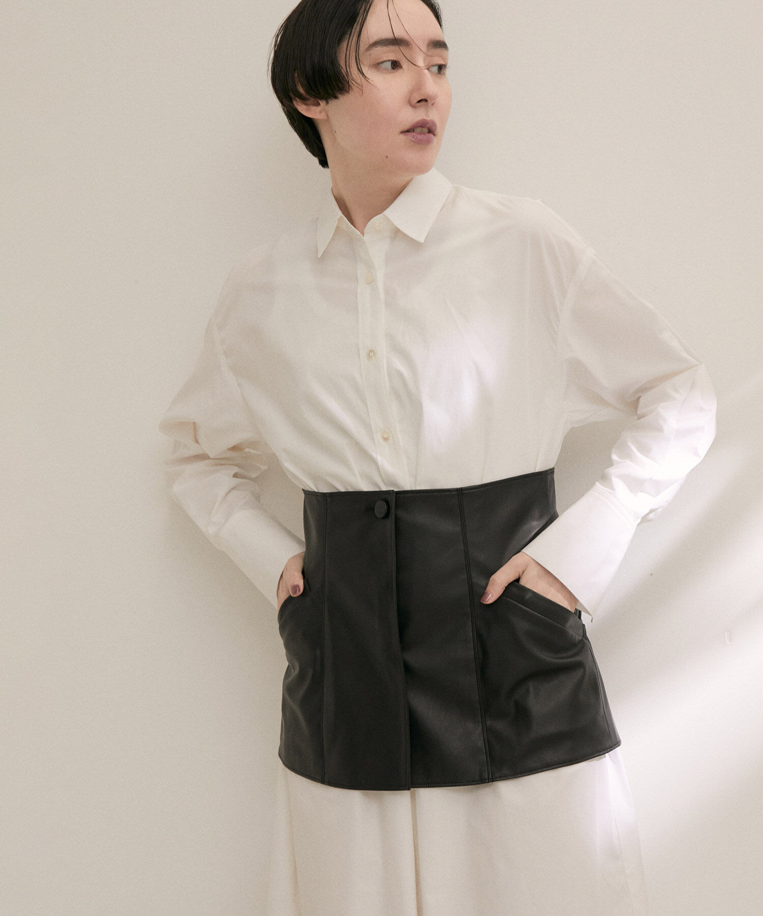 SALON adam et rope'「フェイクレザービスチェ【セットアップ対応】」|チューブトップ|