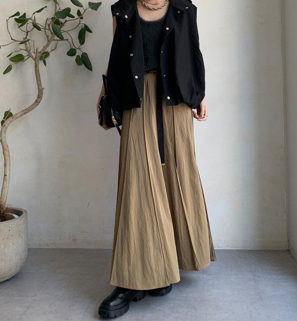  「【WEB限定】裾バルーンフーディーノースリブルゾン」|ベスト・ジレ|