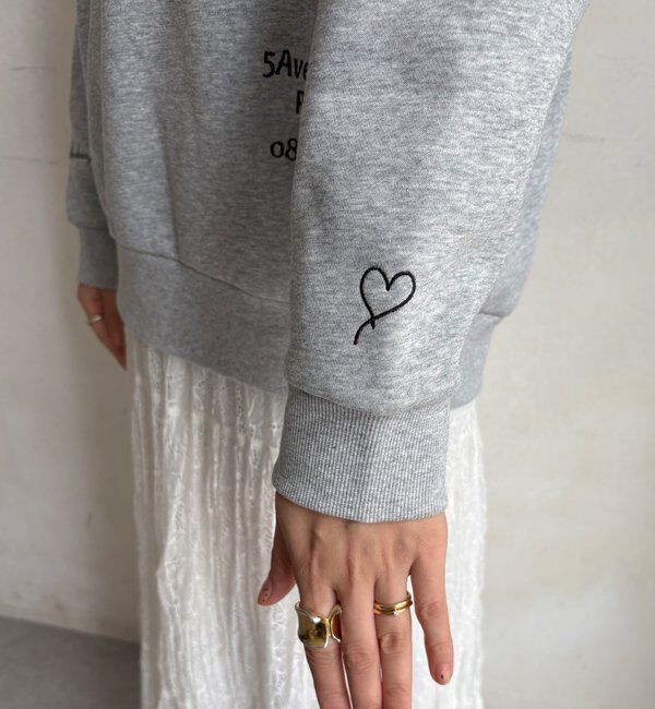  「【WEB限定】裏毛裏起毛ランダム刺繍ロゴトップス」|Tシャツ・カットソー|