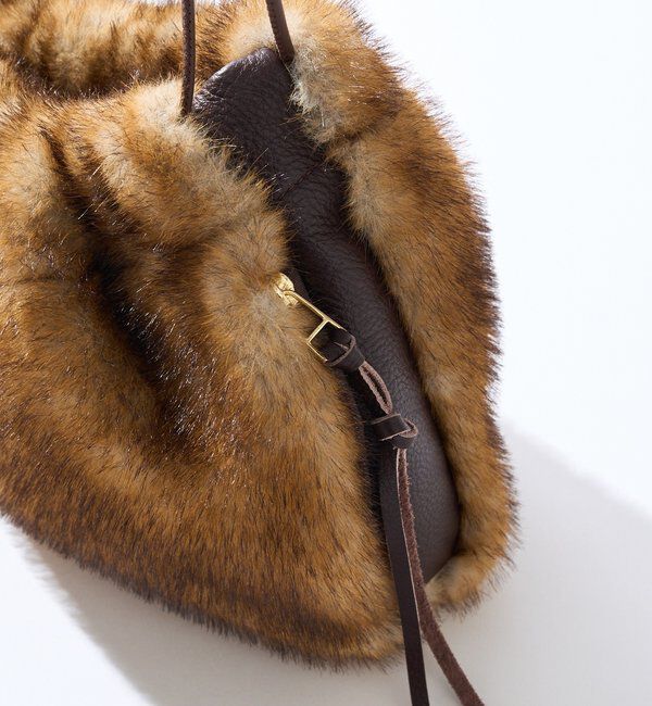  「【シーズンムードを高める】フェイクファードローストリングバッグ」|クラッチバッグ|