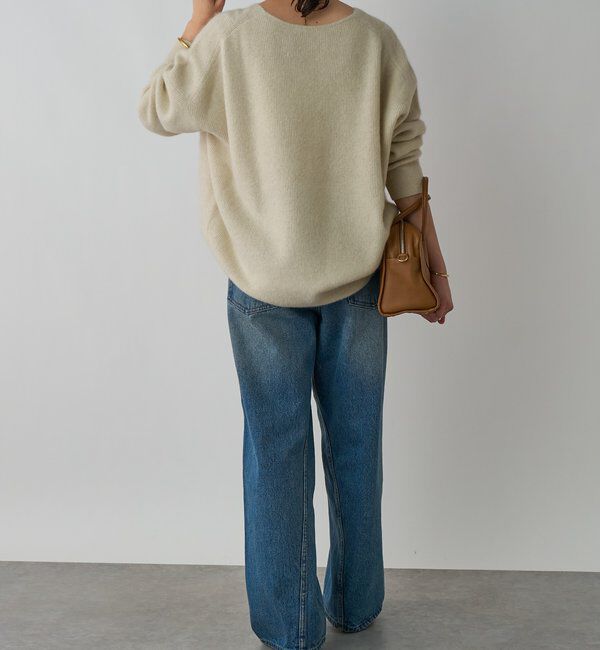  「【抜け感シルエット】ヘアリーウール片畦Vネックニット」|ニット・セーター|