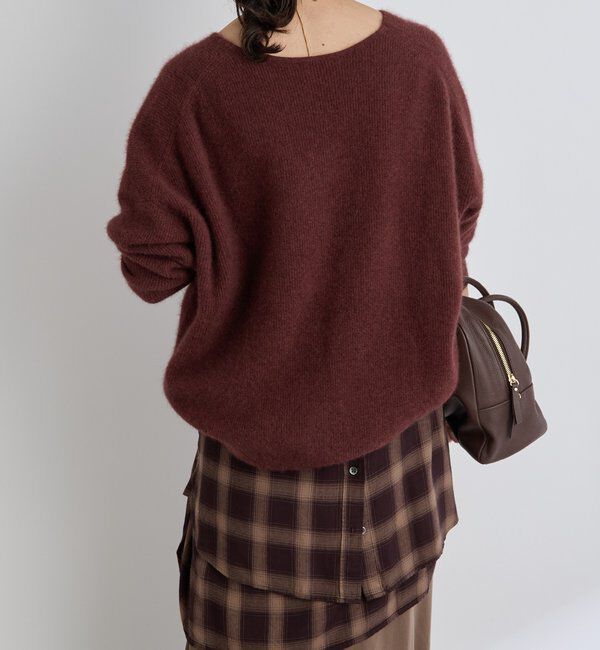  「【抜け感シルエット】ヘアリーウール片畦Vネックニット」|ニット・セーター|