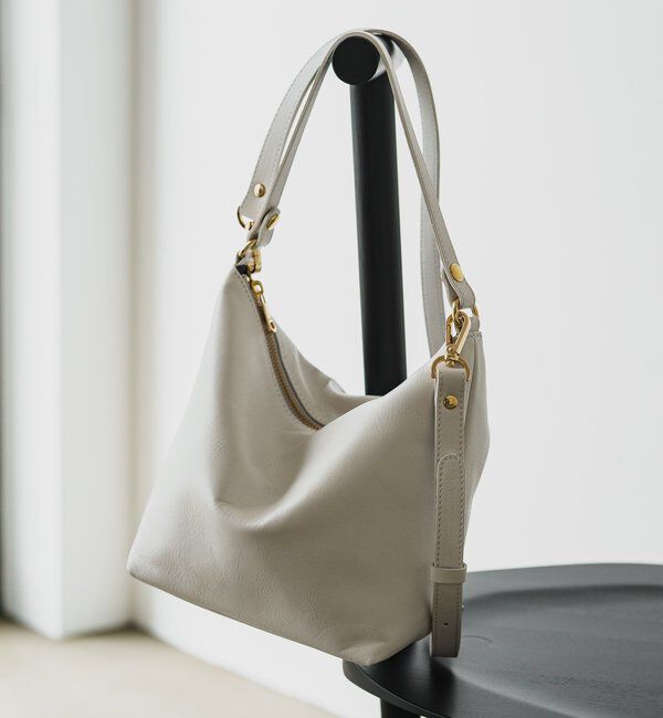  「《3/4～価格改定》ソフトレザーシンプルショルダーバッグ 」|ショルダー・メッセンジャー|