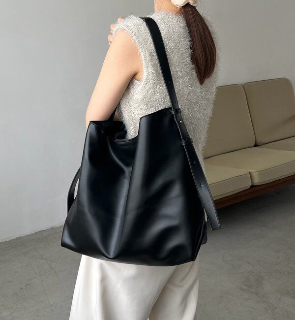  「【WEB限定カラー・ブラック/大容量】2WAYワンハンドルバッグ」|トートバッグ|